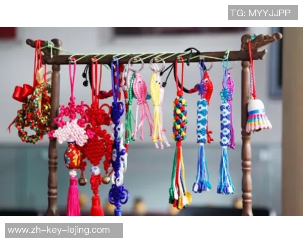 足球结编织的艺术与技巧探索以及其在比赛中的应用与影响 足球结编织的艺术与技巧探索以及其在比赛中的应用与影响