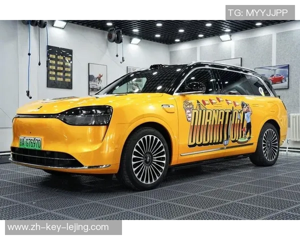 足球与汽车的完美结合推荐适合球迷的运动轿车与SUV选择 足球与汽车的完美结合推荐适合球迷的运动轿车与SUV选择